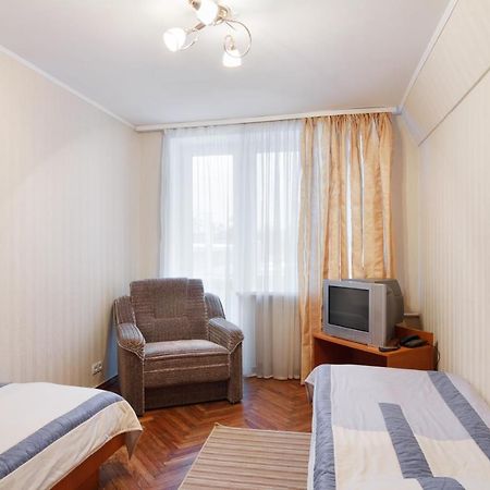 Druzhba Hotel And Restaurant Kharkiv Exterior photo